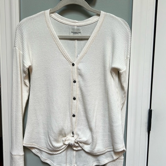 Abercrombie & Fitch Cream Ribbed Button-Down Shirt XXS NWT - Picture 5 of 6